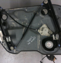 Mecanisme de leve vitre electrique avant droit SEAT IBIZA 3