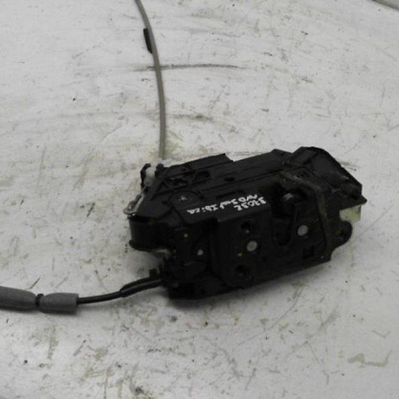 Serrure avant droit SEAT IBIZA 4