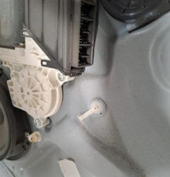 Leve vitre electrique avant droit SEAT IBIZA 3 Photo n°3