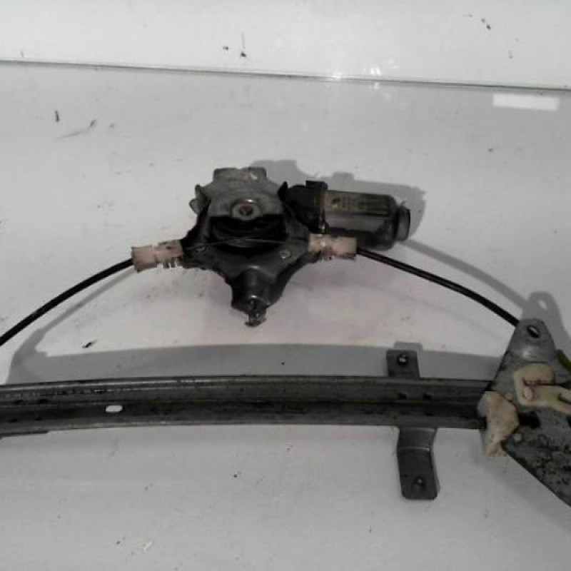 Leve vitre electrique arriere gauche NISSAN ALMERA TINO