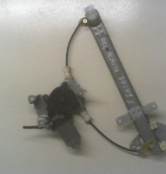 Leve vitre electrique arriere gauche NISSAN ALMERA TINO Photo n°1