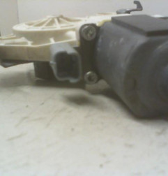 Leve vitre electrique avant gauche NISSAN MICRA 3 Photo n°3