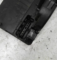 Serrure avant droit NISSAN NOTE 1 Photo n°6