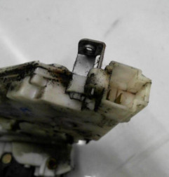 Serrure avant gauche NISSAN TERRANO 2 Photo n°6