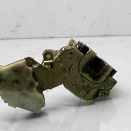 Serrure avant gauche NISSAN TERRANO 2