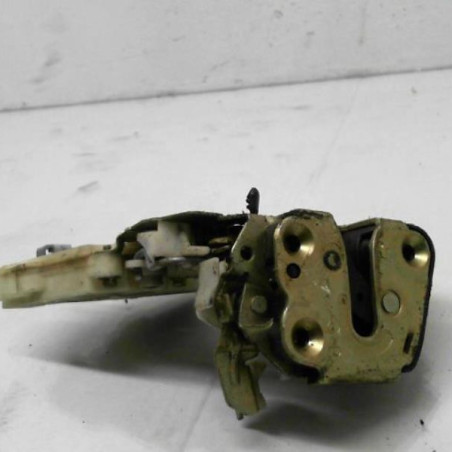 Serrure arriere droit NISSAN TERRANO 2 Photo n°1