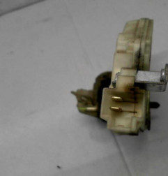 Serrure arriere droit NISSAN TERRANO 2 Photo n°3