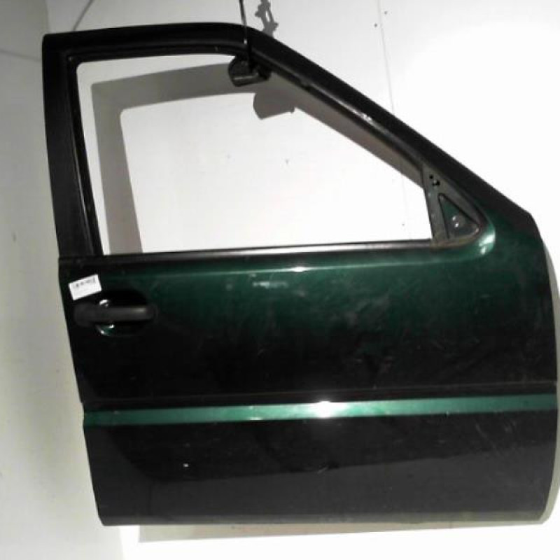 Porte avant droit NISSAN TERRANO 2