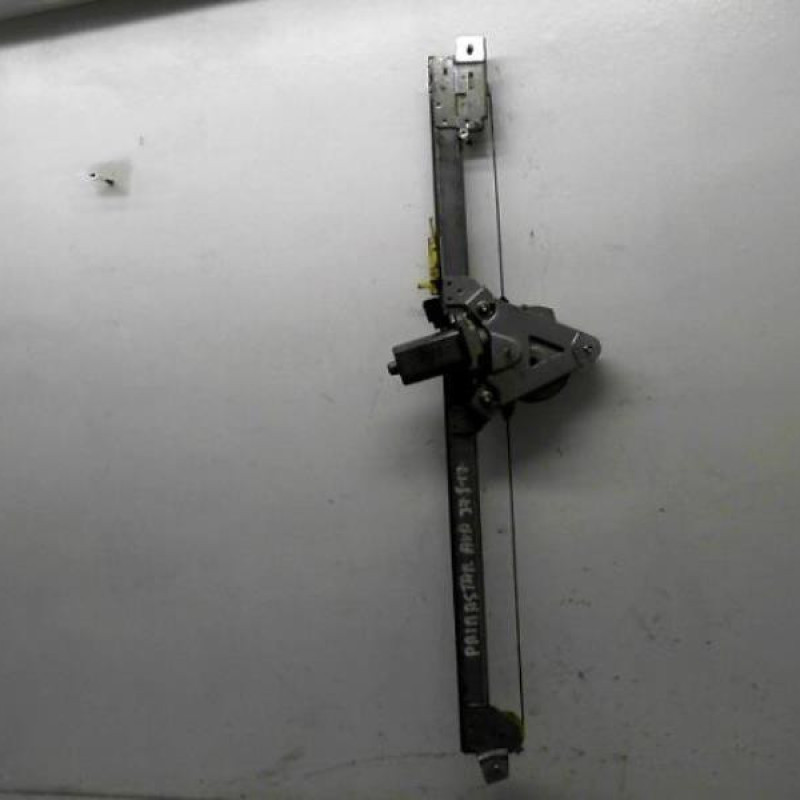 Leve vitre electrique avant droit NISSAN PRIMASTAR 1