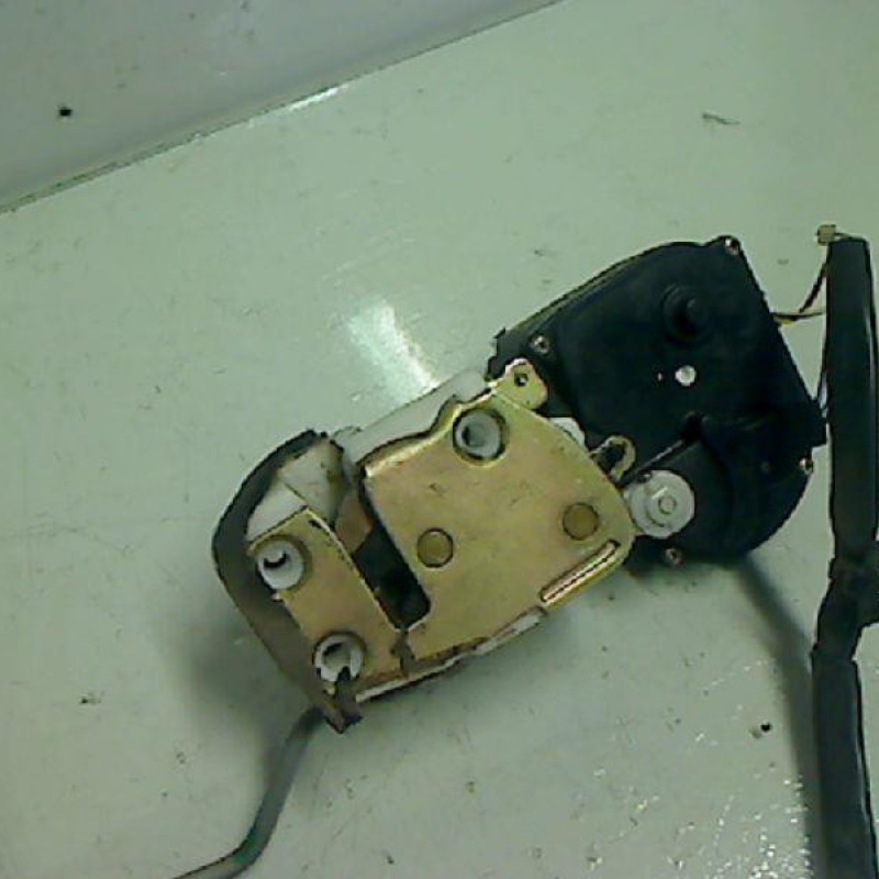 Serrure avant gauche ROVER 200