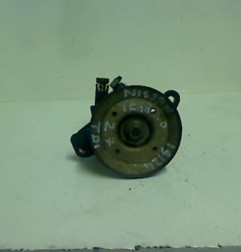 Pompe de direction NISSAN TERRANO 2 Photo n°1