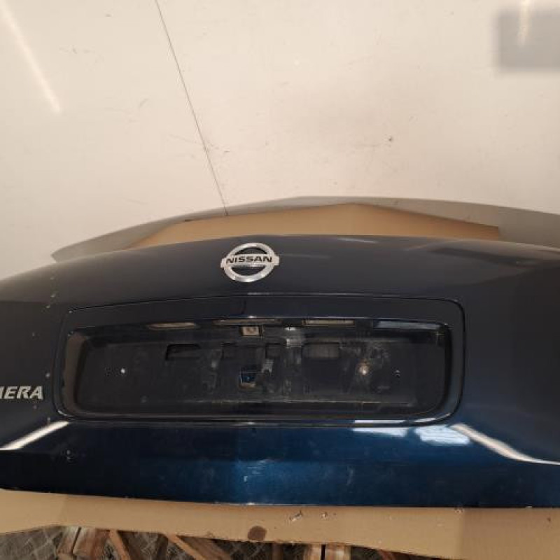 Malle/Hayon arriere NISSAN PRIMERA 3