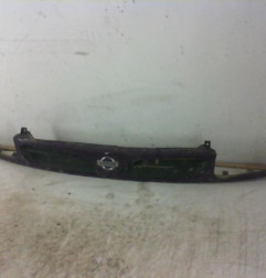 Calandre NISSAN MICRA Photo n°1