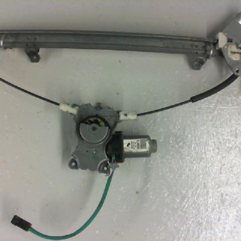 Leve vitre electrique avant droit NISSAN ALMERA