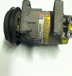 Compresseur clim NISSAN ALMERA TINO Photo n°1