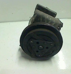 Compresseur clim NISSAN ALMERA TINO Photo n°3