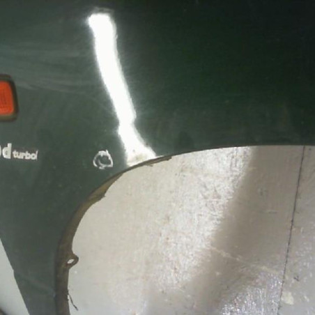 Aile avant droit NISSAN PRIMERA 2