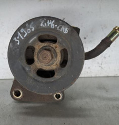 Pompe de direction NISSAN PICK-UP 3 Photo n°1