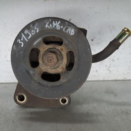 Pompe de direction NISSAN PICK-UP 3 Photo n°1