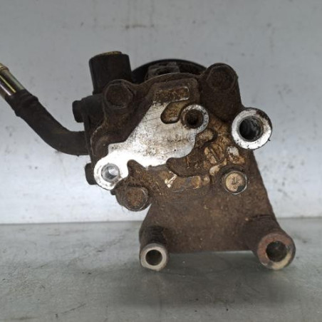 Pompe de direction NISSAN PICK-UP 3