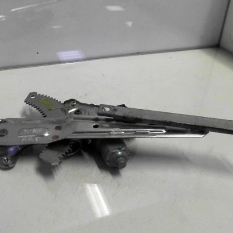 Leve vitre electrique arriere droit NISSAN JUKE 1