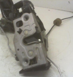 Serrure avant droit MERCEDES CLASSE A 168