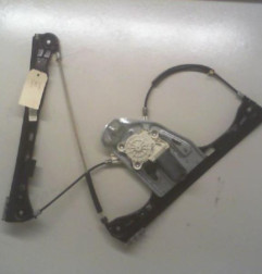 Leve vitre electrique avant droit MERCEDES CLASSE C 203 Photo n°1