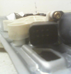 Leve vitre electrique avant droit MERCEDES CLASSE C 203 Photo n°6