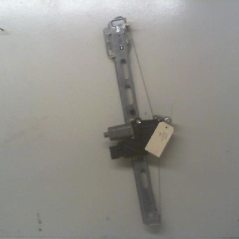 Leve vitre electrique avant gauche MERCEDES CLASSE A 168