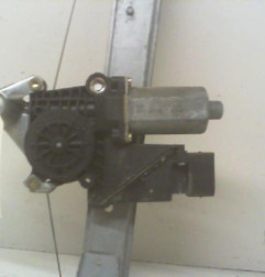 Leve vitre electrique arriere droit MERCEDES CLASSE A 168