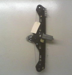 Leve vitre electrique arriere droit MERCEDES CLASSE C 203 Photo n°4