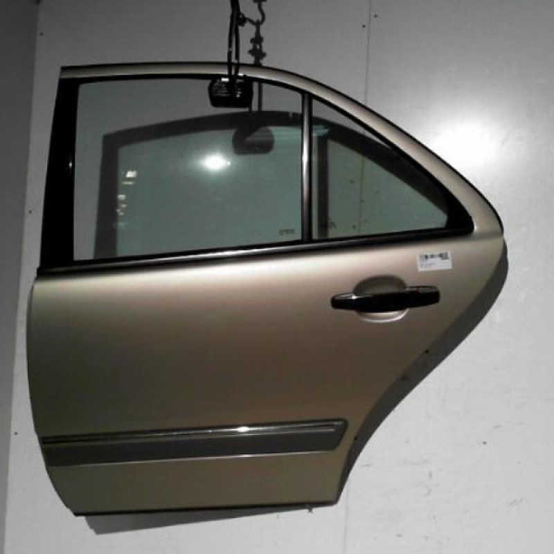Porte arriere gauche MERCEDES CLASSE E 210