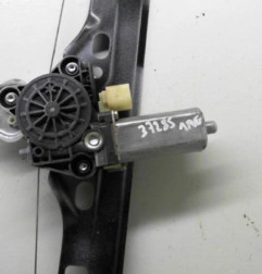 Leve vitre electrique arriere gauche MERCEDES CLASSE C 203 Photo n°3