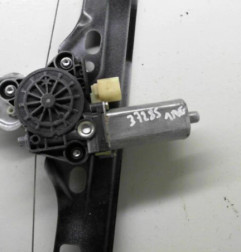 Leve vitre electrique arriere gauche MERCEDES CLASSE C 203 Photo n°5