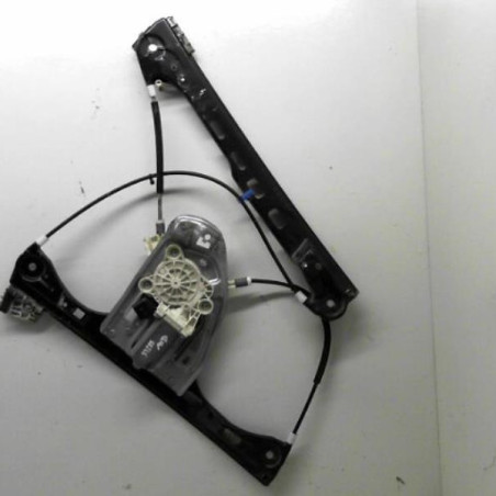 Leve vitre electrique avant droit MERCEDES CLASSE C 203 Photo n°1