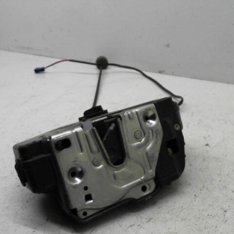 Serrure arriere gauche MERCEDES CLASSE C 203