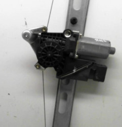 Leve vitre electrique avant droit MERCEDES CLASSE A 168