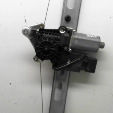 Leve vitre electrique avant droit MERCEDES CLASSE A 168