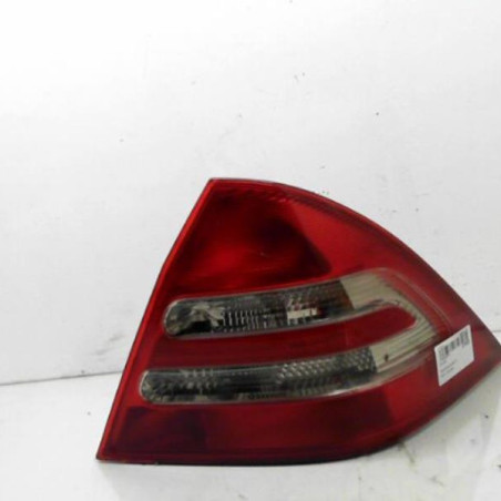 Feu arriere principal droit (feux) MERCEDES CLASSE C 203 Photo n°1