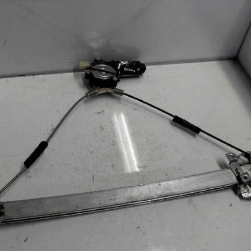 Leve vitre electrique avant droit MITSUBISHI PAJERO 2