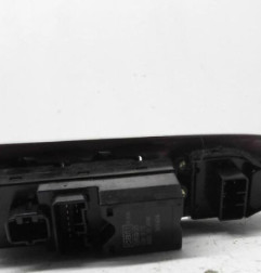 Interrupteur de leve vitre avant gauche MAZDA PREMACY