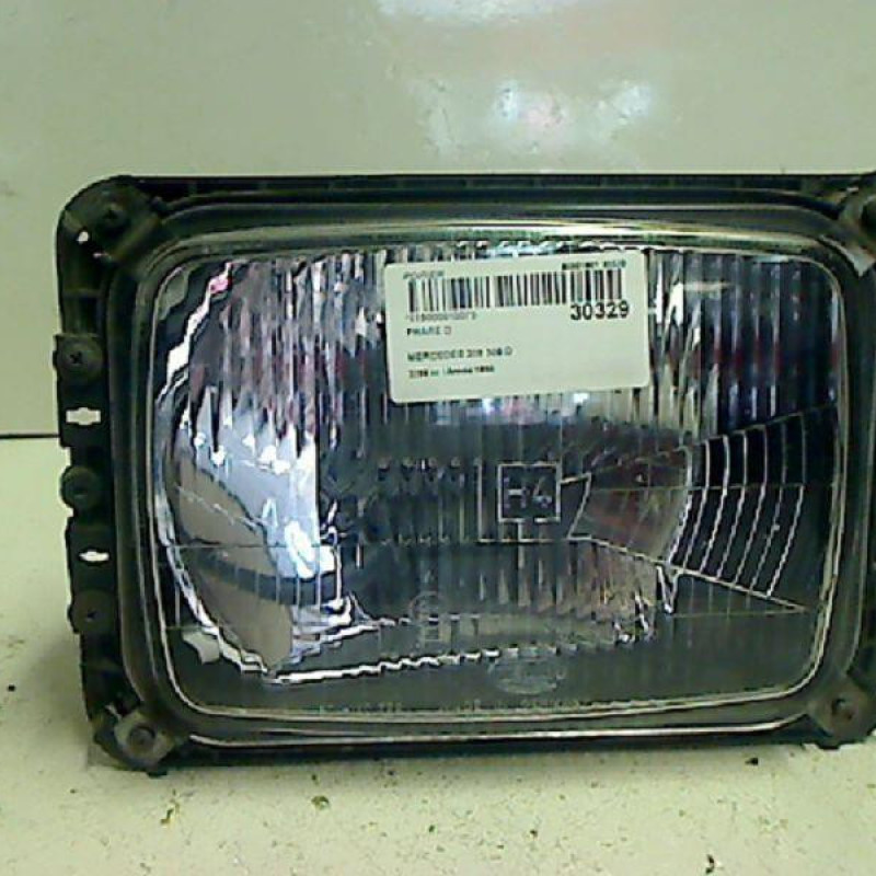 Optique avant principal droit (feux)(phare) MERCEDES SERIE L 602