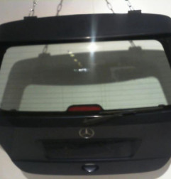 Malle/Hayon arriere MERCEDES CLASSE A 168 Photo n°4