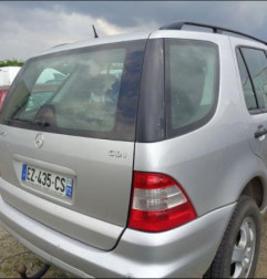 Porte avant droit MERCEDES CLASSE M 163
