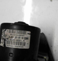 Bloc ABS (freins anti-blocage) MERCEDES CLASSE C 202 Photo n°3