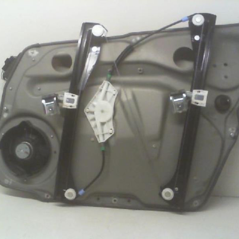 Leve vitre electrique avant gauche MERCEDES CLASSE B 245