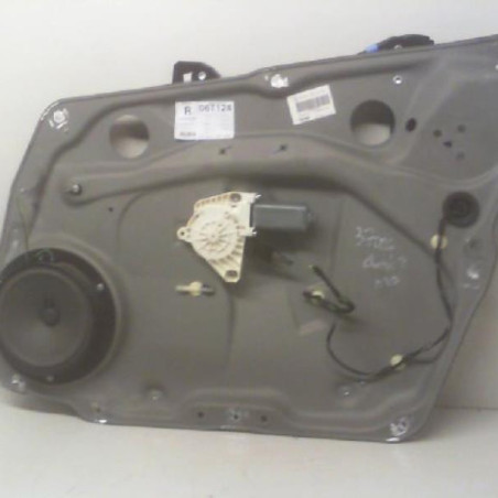 Leve vitre electrique avant droit MERCEDES CLASSE B 245