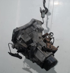 Boite de vitesses MAZDA 323 6 Photo n°4