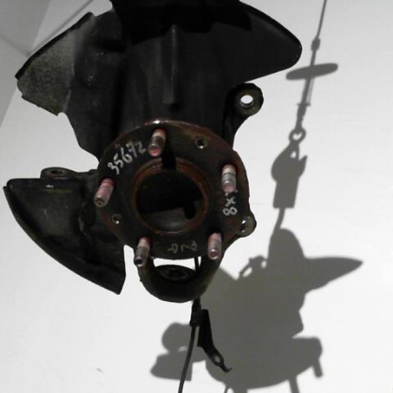 Fusee avant gauche MAZDA RX8