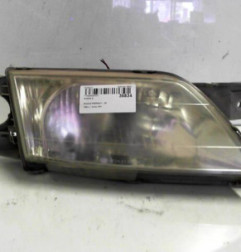Optique avant principal droit (feux)(phare) MAZDA PREMACY Photo n°1